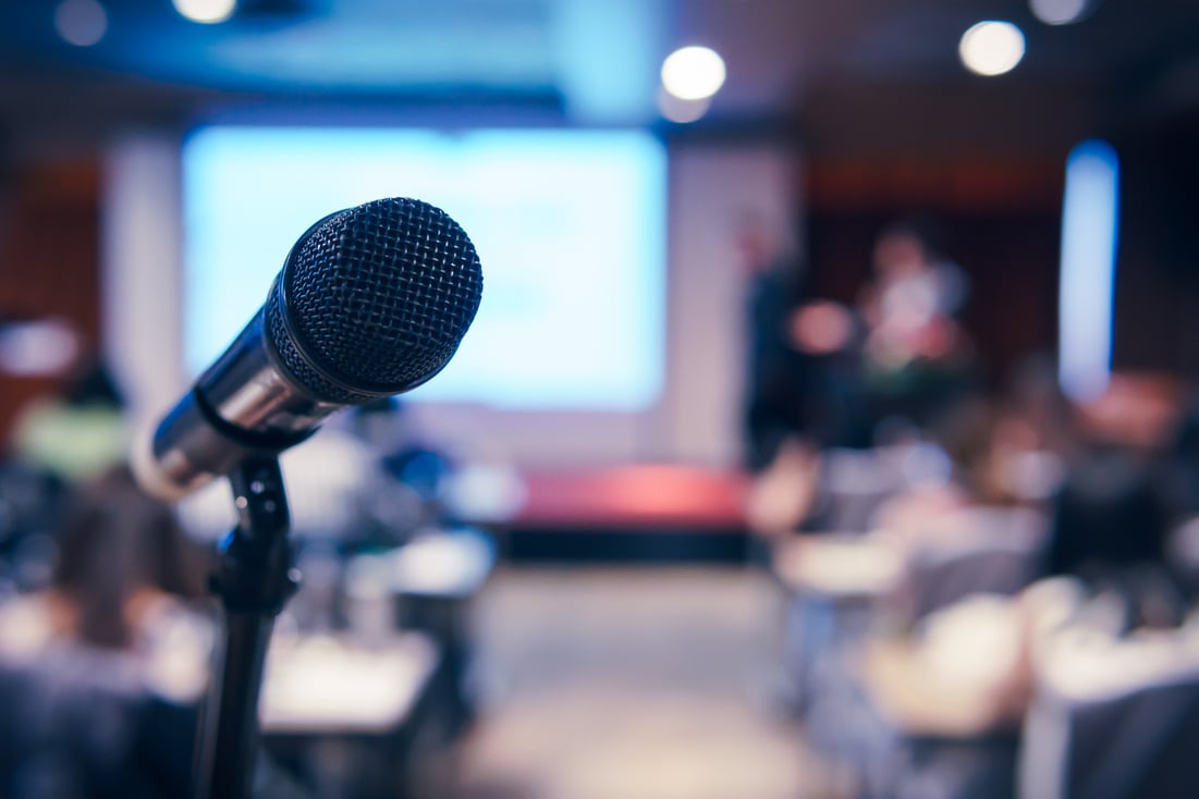 Wireless microphone in seminar room